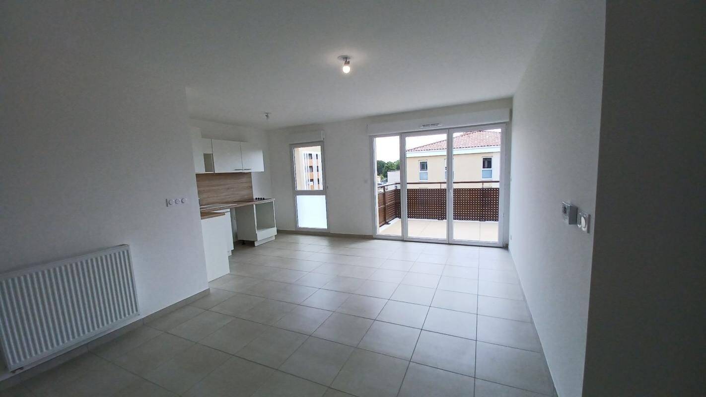 Appartement 4 pièces 78 m² · à Saint-Martin-de-Crau · 78 m² · 1 010 €/mois