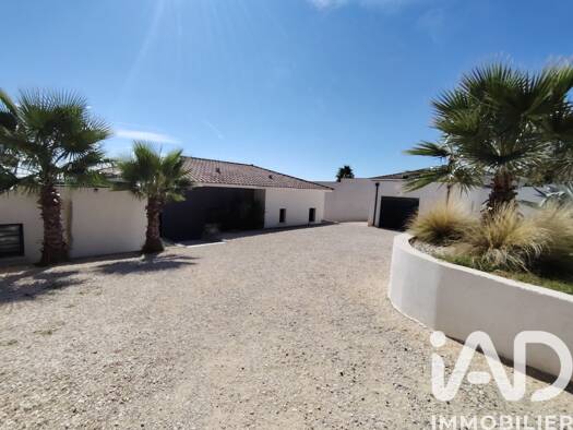 Maison à vendre 553 000 € 5 pièces 5 chambres 130 m² 1 000 m² de terrain Peripherie Bellegarde 30127