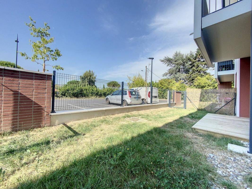 Appartement 2 pièces 38 m² · à Labastide-Saint-Sernin · 38 m² · 570 €/mois