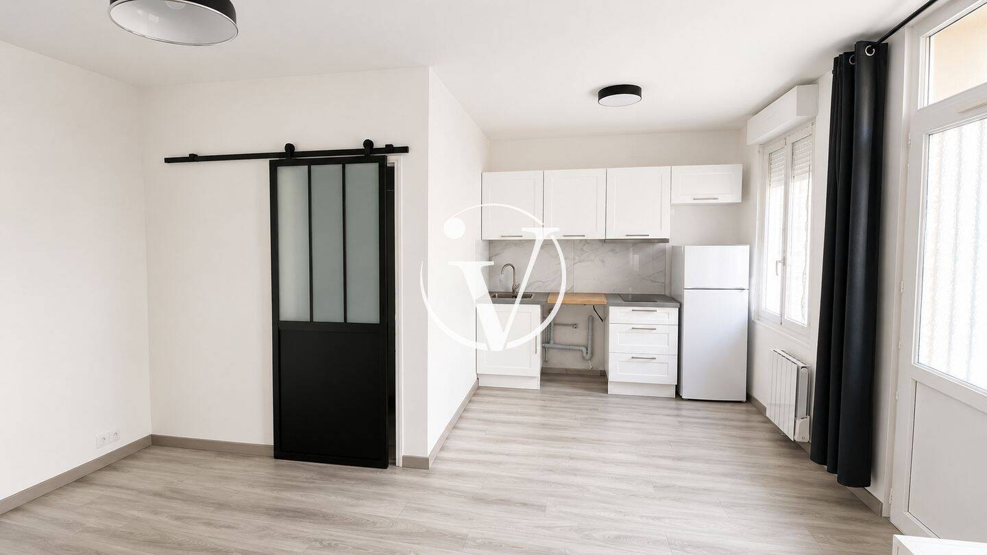 Appartement 1 pièce 18 m² · à Montoire-sur-le-Loir · 17,6 m² · 290 €