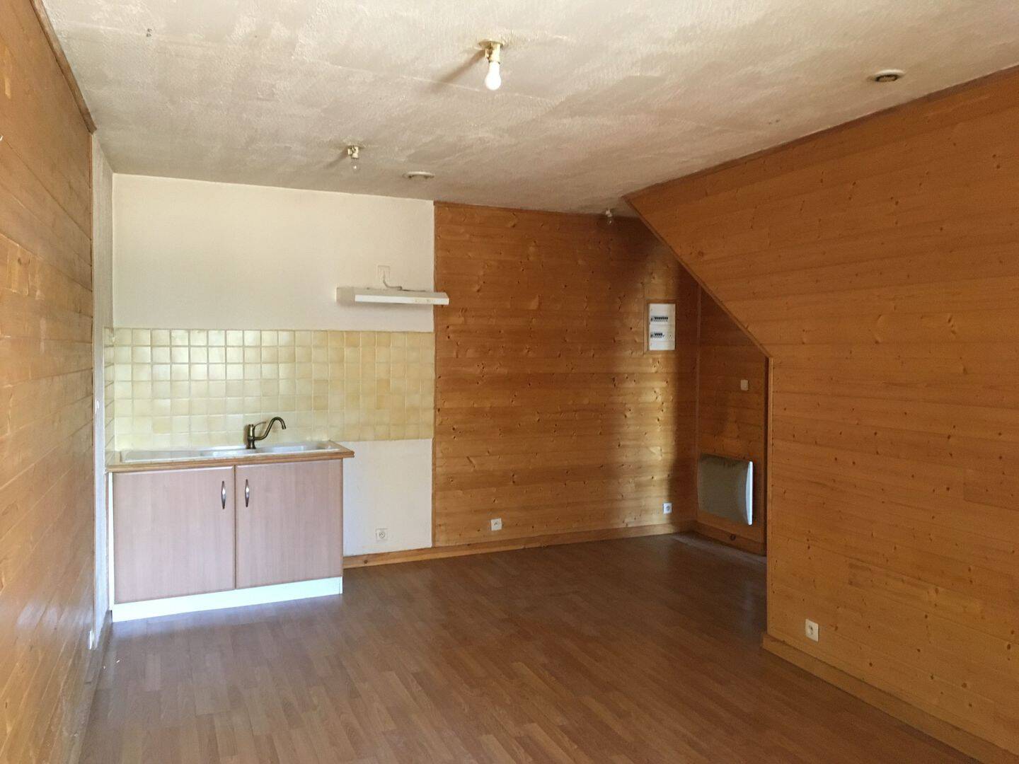 Appartement 1 pièce 38 m² · à Lamastre · 38 m² · 305 €