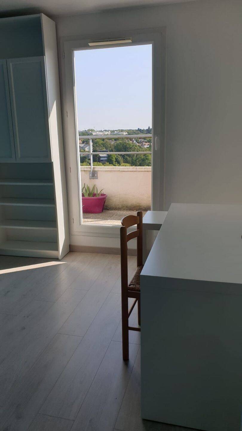 Appartement 3 pièces 64 m² · à Châtenay-Malabry · 64 m² · 1 500 €