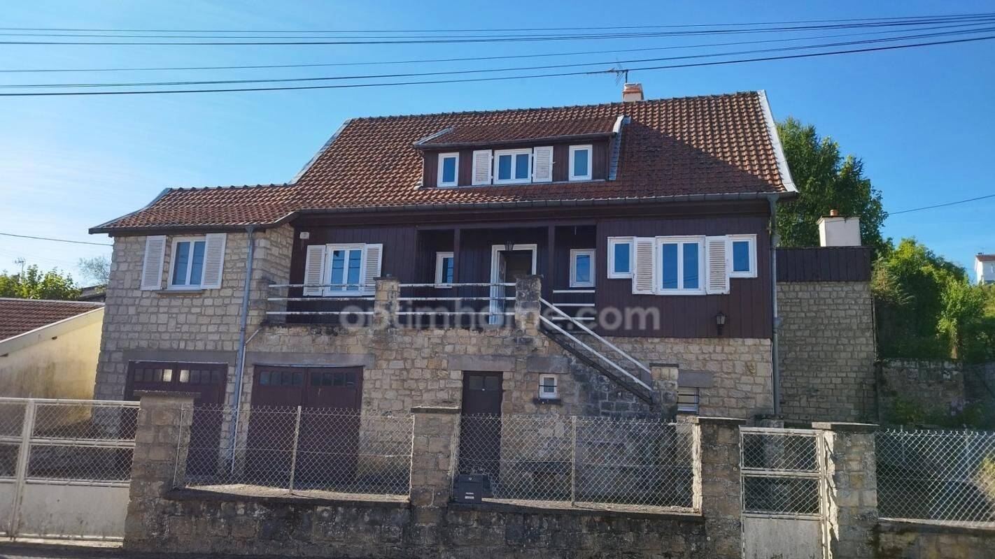 Maison 9 pièces 187 m² · à Robert-Espagne · 187 m² · 120 000 €