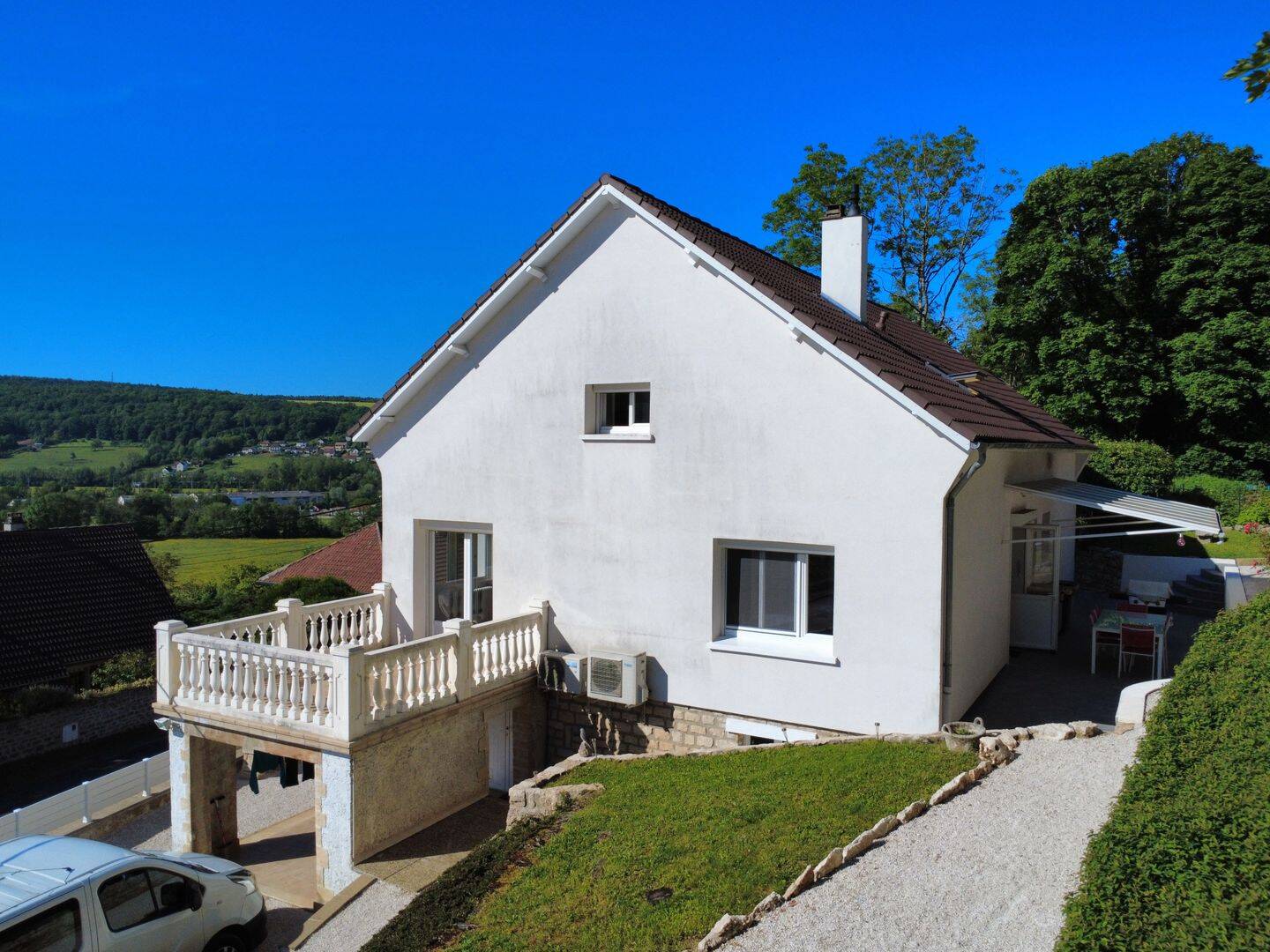 Maison 6 pièces 125 m² · à Montbard · 125 m² · 240 000 €