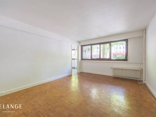 Appartement à vendre 499 000 € 3 pièces 2 chambres 72,9 m² RDC/10 Bièvres Sud Tolbiac Paris 13ème arrondissement 75013