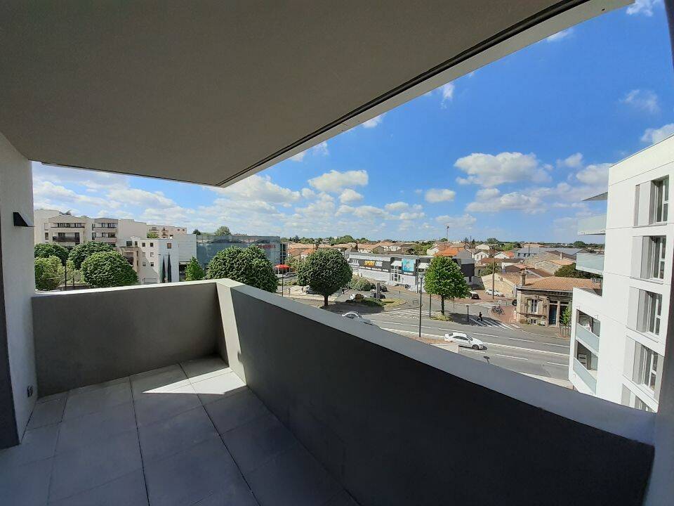 Appartement 3 pièces 65 m² · à Bordeaux · 65 m² · 954 €/mois