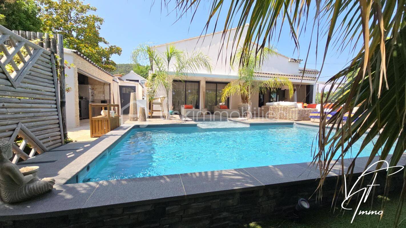 Maison 6 pièces 200 m² · à Le Beausset · 200 m² · 1 100 000 €