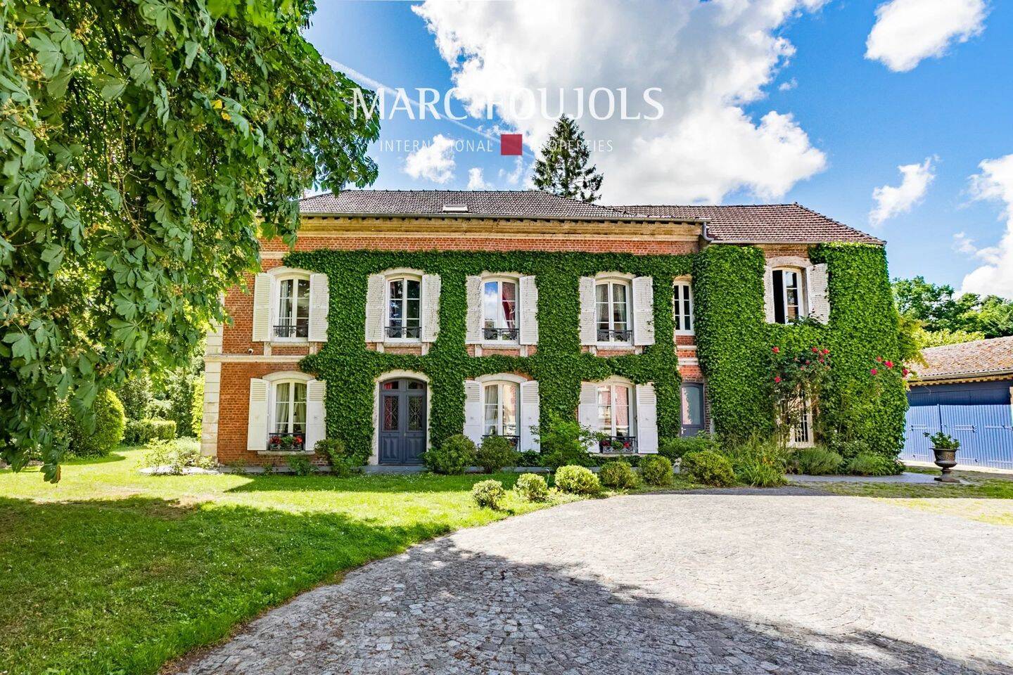 Maison 20 pièces 465 m² · à Senlis · 465 m² · 1 248 000 €