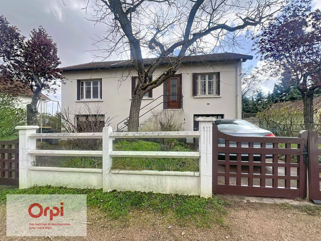 Maison 4 pièces 93 m² · à Domérat · 93 m² · 850 €