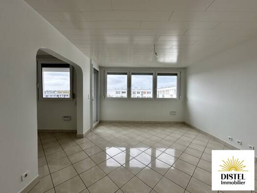 Appartement à vendre 185 300 € 4 pièces 2 chambres 75,5 m² Étage 4/4 Mundolsheim 67450