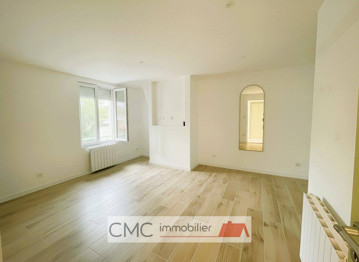 Appartement 1 pièce 44 m² · à Chartres · 43,9 m² · 125 000 €