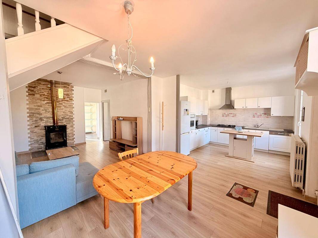 Maison 5 pièces 110 m² · à Charmoy · 110 m² · 169 000 €