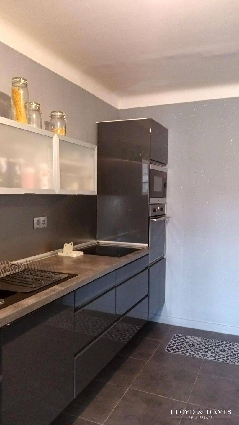 Appartement 3 pièces 76 m² · à Saint-Étienne · 76 m² · 105 000 €