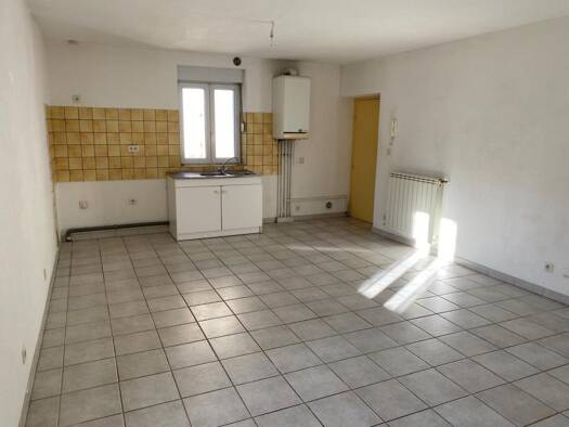 Appartement à louer 580 € 2 pièces 2 chambres 57,8 m² 2ème étage Saint-Ambroix 30500