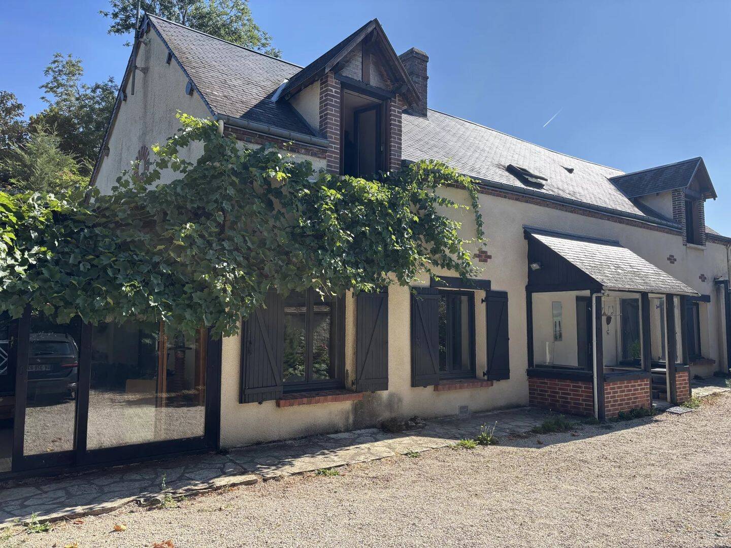 Maison 8 pièces 210 m² · à Épernon · 210 m² · 499 000 €