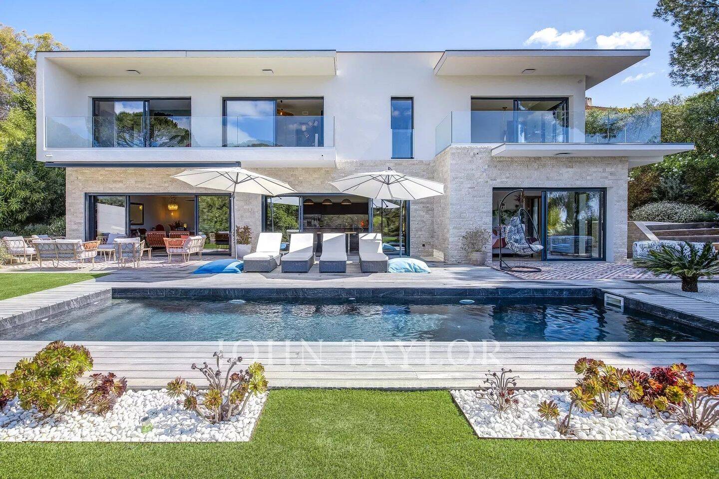 Maison 235 m² · à Mougins · 235 m² · 2 520 000 €
