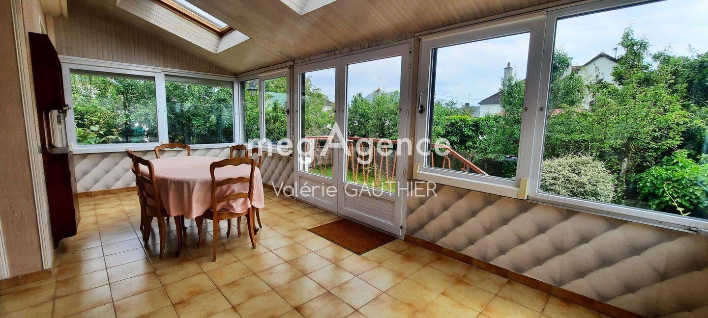 Maison 5 pièces 117 m² · à Saint-Ouen · 117 m² · 157 000 €