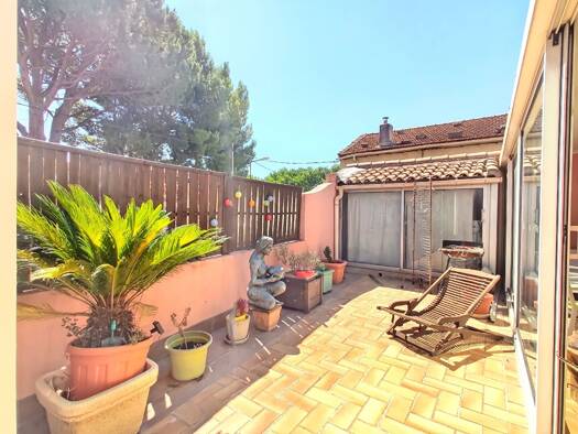 Maison à vendre 215 000 € 5 pièces 4 chambres 144 m² Chevalier de Folard-Sources Sud Avignon 84000