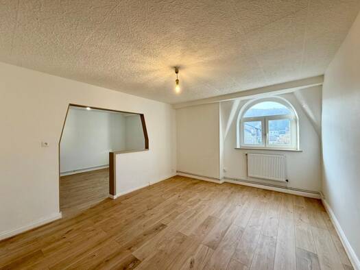 Appartement à louer 695 € 4 pièces 2 chambres 81,4 m² Étage 2/2 Centre Ville-Gare-Cité Gargan Moyeuvre-Grande 57250