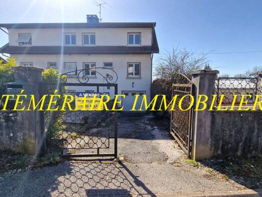 Maison à vendre 179 000 € 7 pièces 4 chambres 121 m² 382 m² de terrain Champagnole 39300