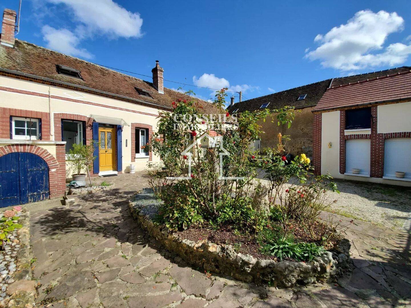 Maison 5 pièces 100 m² · à Villeneuve-sur-Yonne · 100 m² · 145 000 €