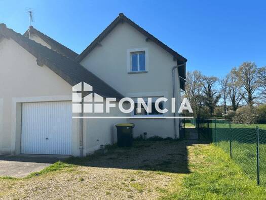 Maison à louer 800 € 4 pièces 3 chambres 127 m² Briare 45250