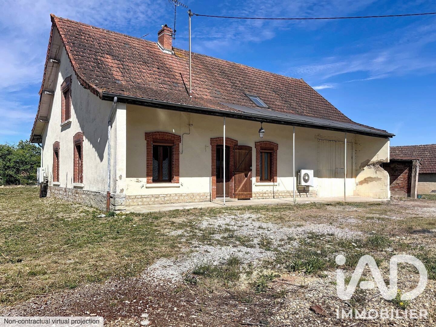 Maison 5 pièces 115 m² · à Sornay · 115 m² · 127 000 €