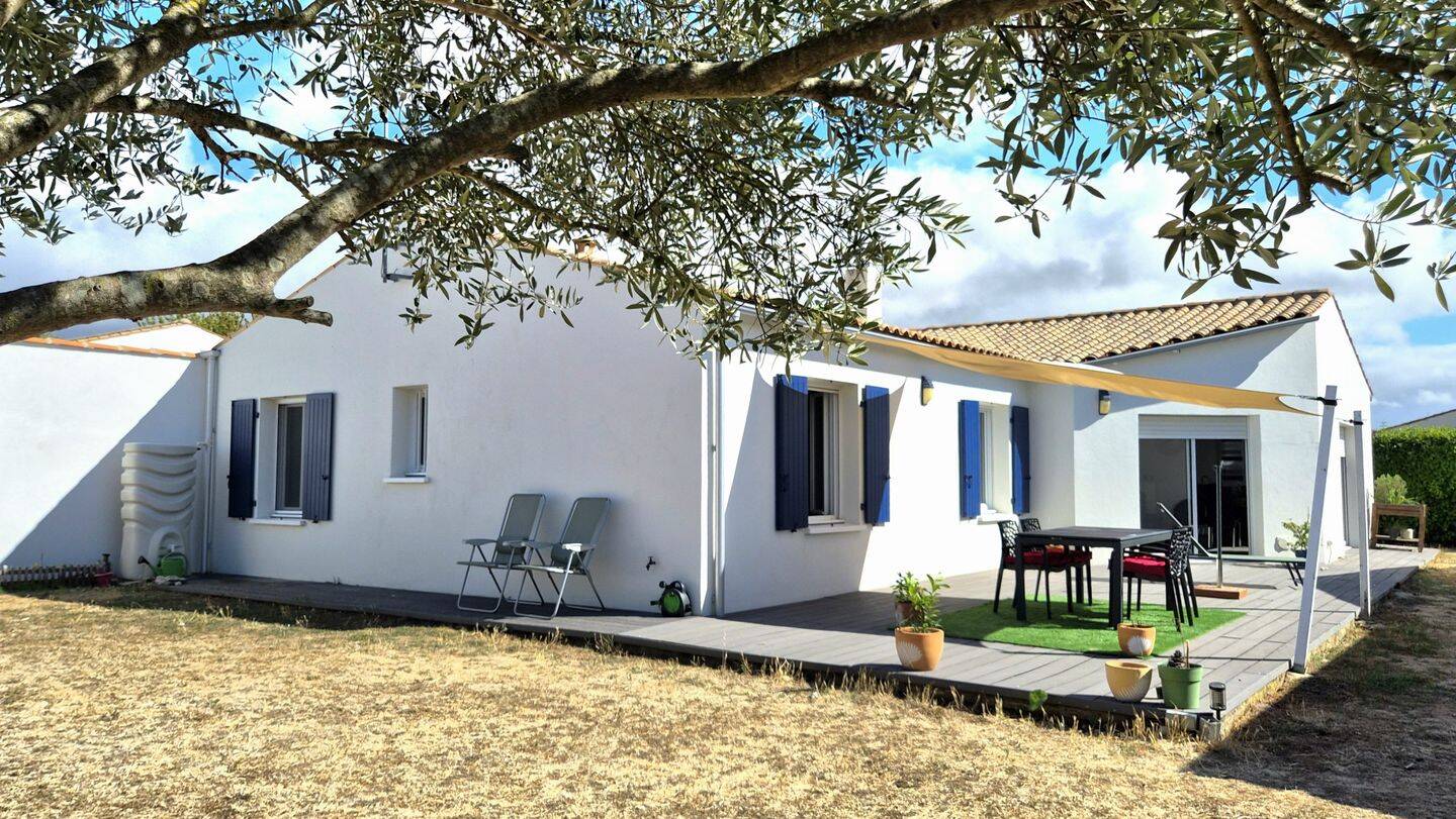 Maison 5 pièces 122 m² · à Thairé · 122 m² · 380 000 €