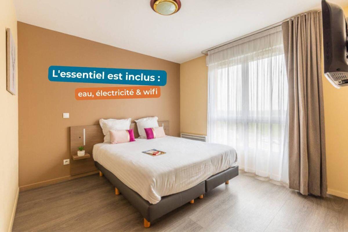 Appartement 1 pièce 18 m² · à Magny-les-Hameaux · 18 m² · 680 €