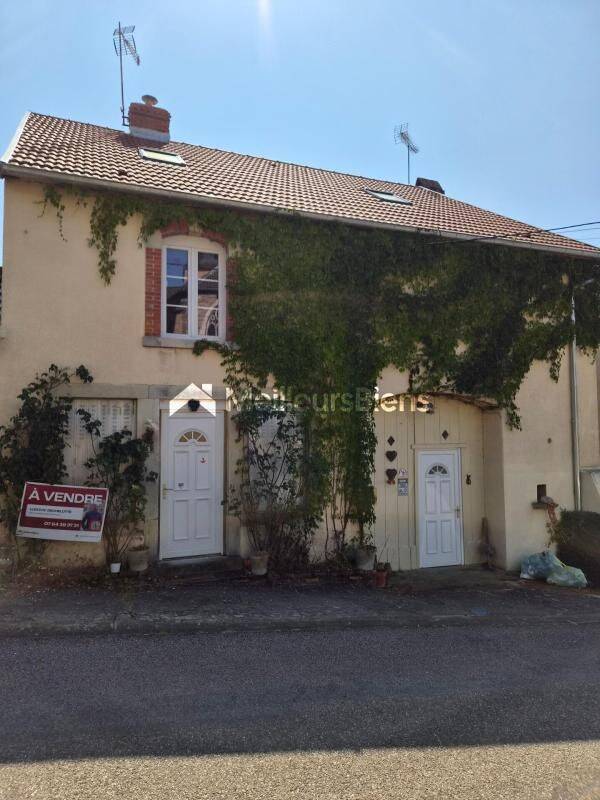 Maison 5 pièces 156 m² · à Savigny · 156 m² · 143 000 €