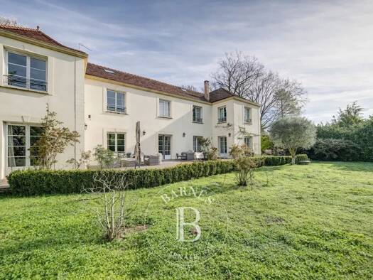 Maison à vendre 1 890 000 € 10 pièces 5 chambres 350 m² 2 580 m² de terrain Sud Saint-Nom-la-Bretèche 78860