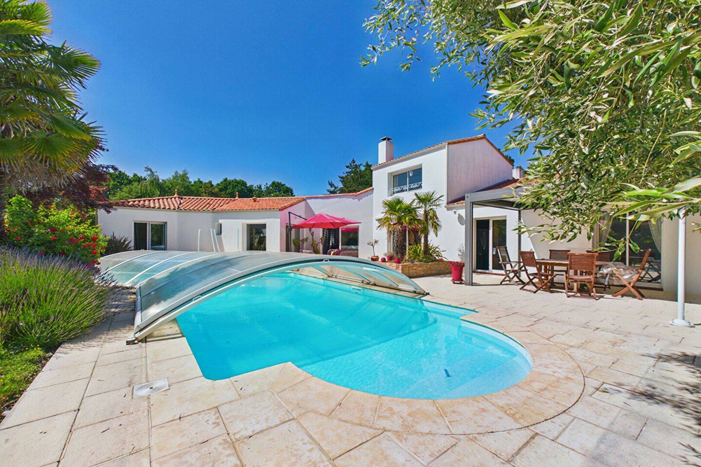 Maison 8 pièces 204 m² · à Mouilleron-le-Captif · 204,3 m² · 569 000 €