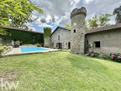 Château à vendre 849 900 € 20 pièces 10 chambres 700 m² 110 000 m² de terrain Bas-Vernes Saint Andeol le Chateau 69700