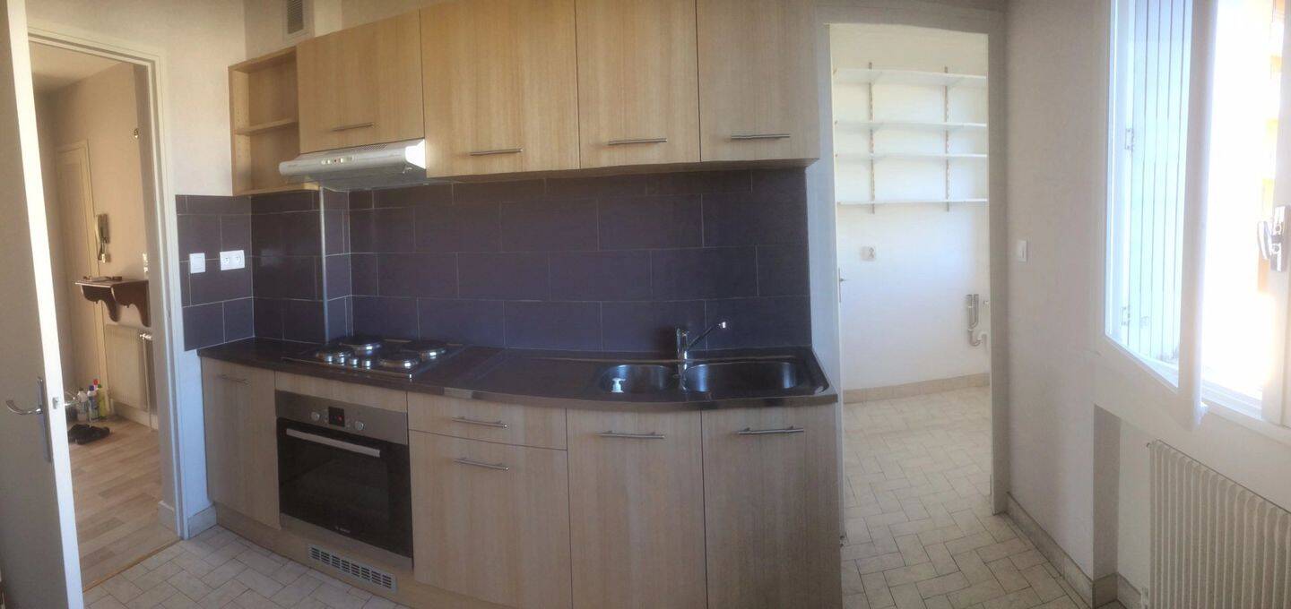 Appartement 3 pièces 74 m² · à Montceau-les-Mines · 74,4 m² · 728 €/mois
