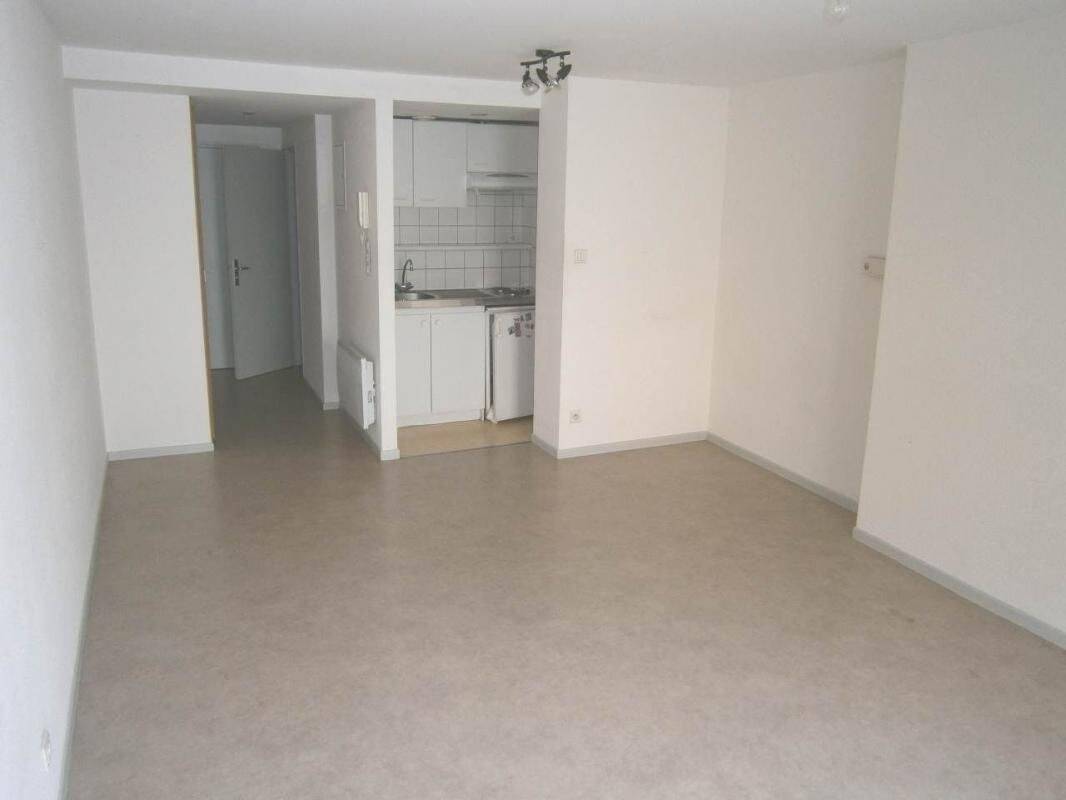 Appartement 1 pièce 31 m² · à Neufchâteau · 31 m² · 290 €/mois