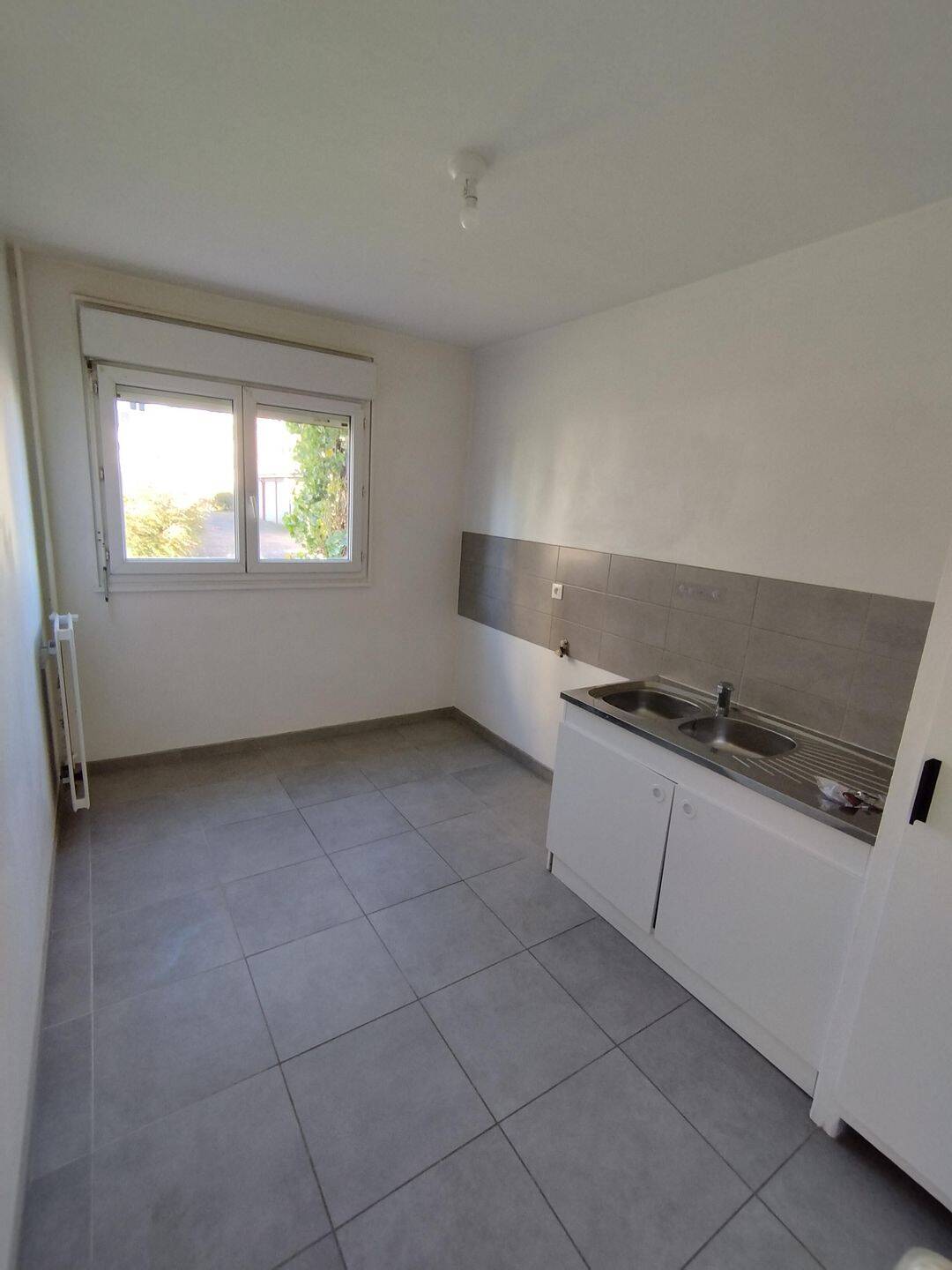 Appartement 3 pièces 67 m² · à Caluire-Et-Cuire · 67 m² · 891 €