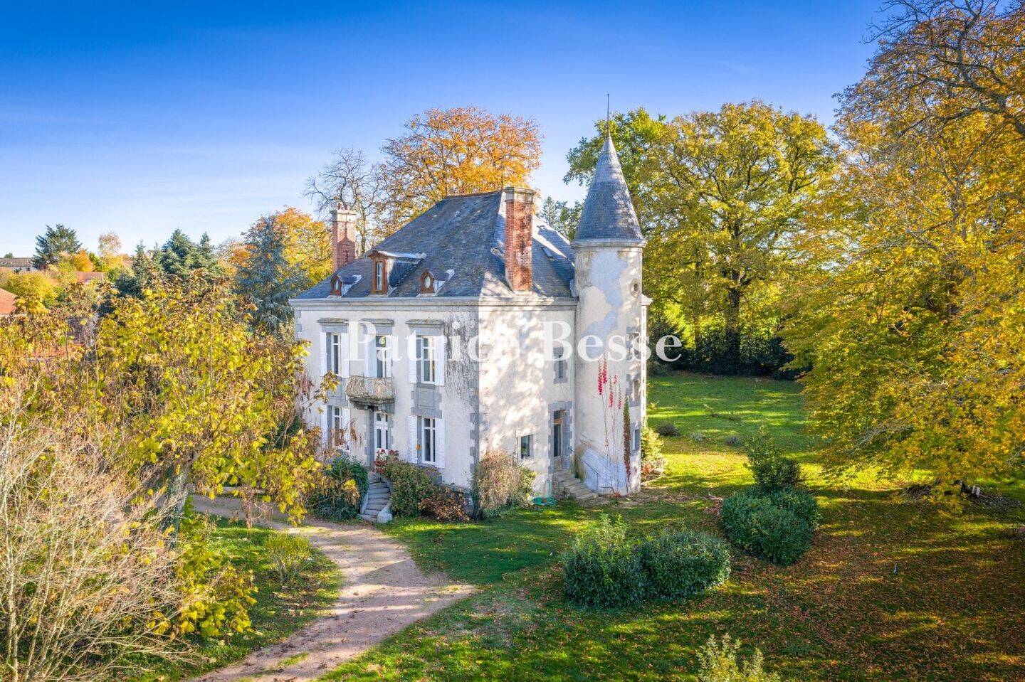Maison 8 pièces 250 m² · à Limoges · 250 m² · 349 000 €