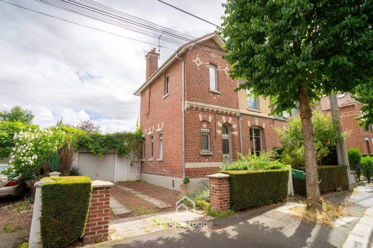 Maison 5 pièces 97 m² · à Loos · 97 m² · 367 000 €