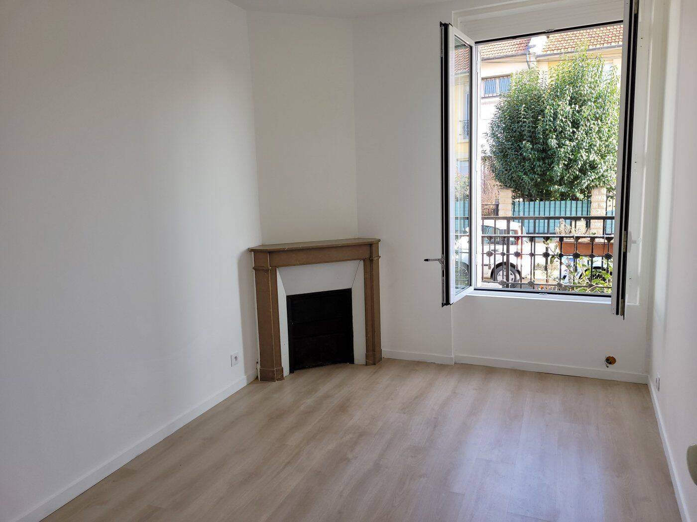 Appartement 3 pièces 74 m² · à Argenteuil · 73,9 m² · 1 100 €