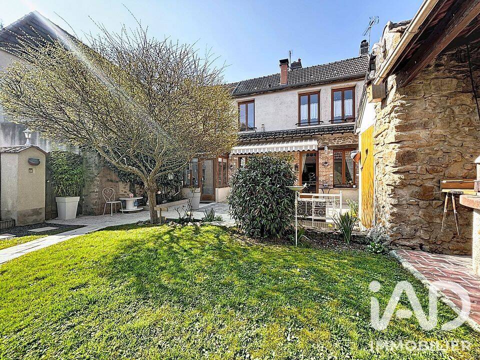 Maison 6 pièces 176 m² · à Pont-sur-Seine · 176 m² · 199 500 €