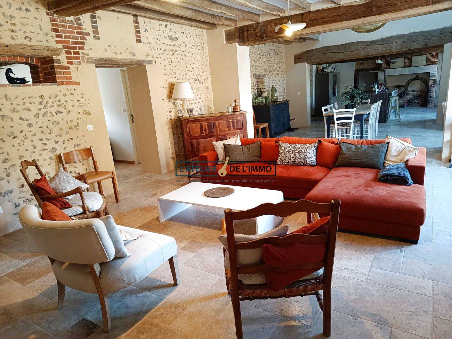 Maison 7 pièces 246 m² · à Mézilles · 246 m² · 379 000 €