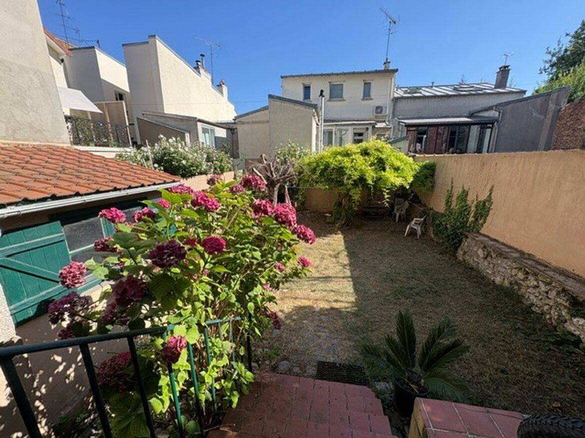 Maison 6 pièces 153 m² · à Le Pré-Saint-Gervais · 153 m² · 1 142 000 €