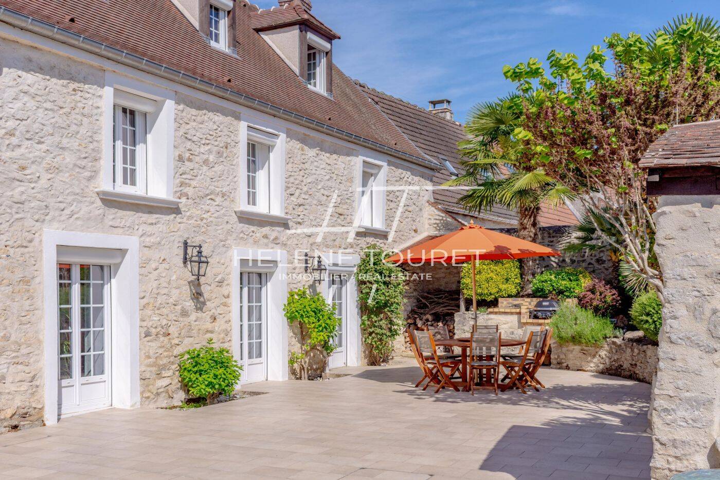 Maison 10 pièces 254 m² · à Baron · 254 m² · 1 495 000 €