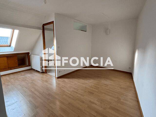Appartement 1 pièce 17 m² · à Baratier · 16,6 m² · 390 €