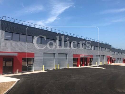 Local d'activités à louer 6 479 € 706,8 m² d'espace de stockage divisible Ouest Gignac-la-Nerthe 13180