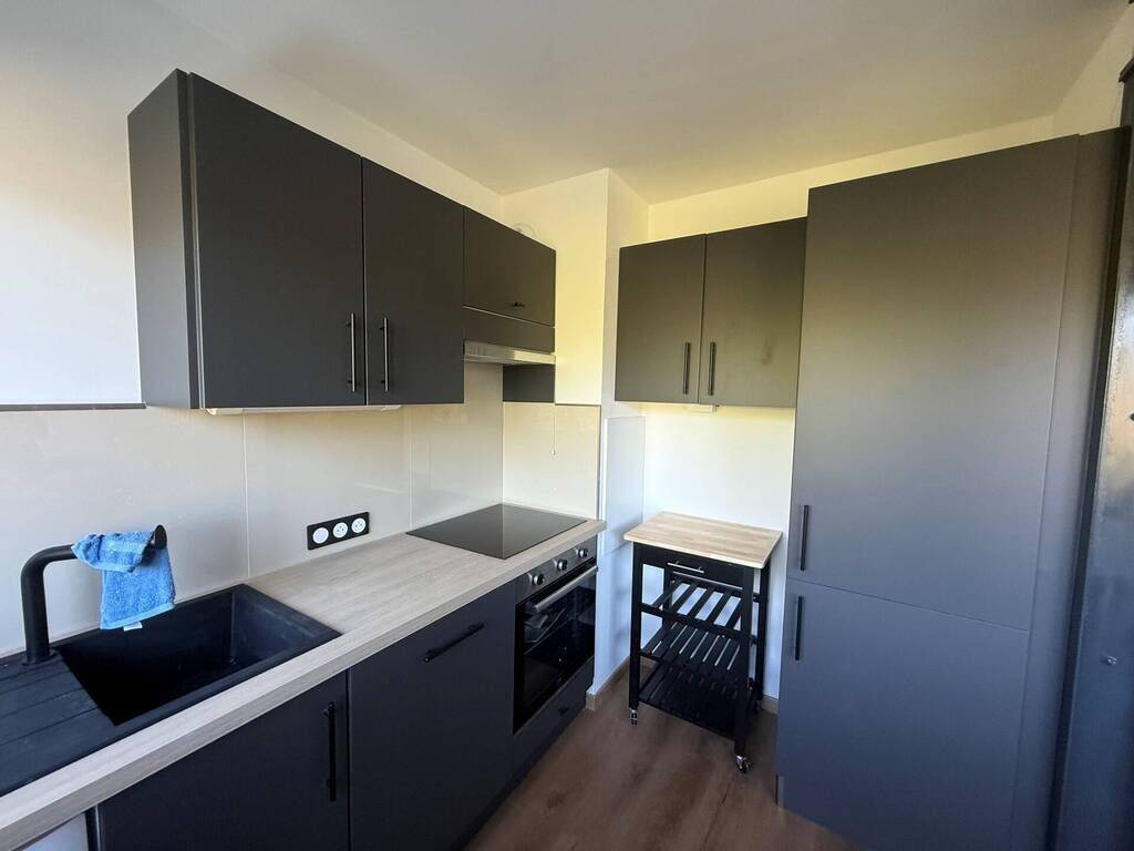 Appartement 1 pièce 32 m² · à Ferney-Voltaire · 32 m² · 1 140 €/mois