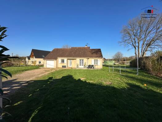 Maison de plain-pied à vendre 181 000 € 5 pièces 3 chambres 103,4 m² 1 650 m² de terrain Longny les Villages 61290