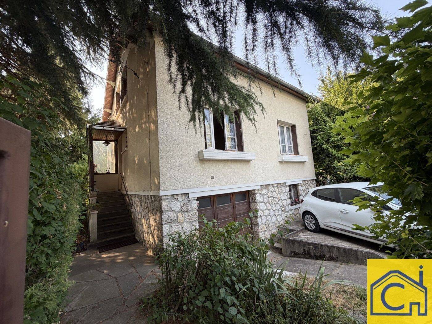 Maison 6 pièces 100 m² · à Cormeilles-en-Parisis · 100 m² · 378 000 €