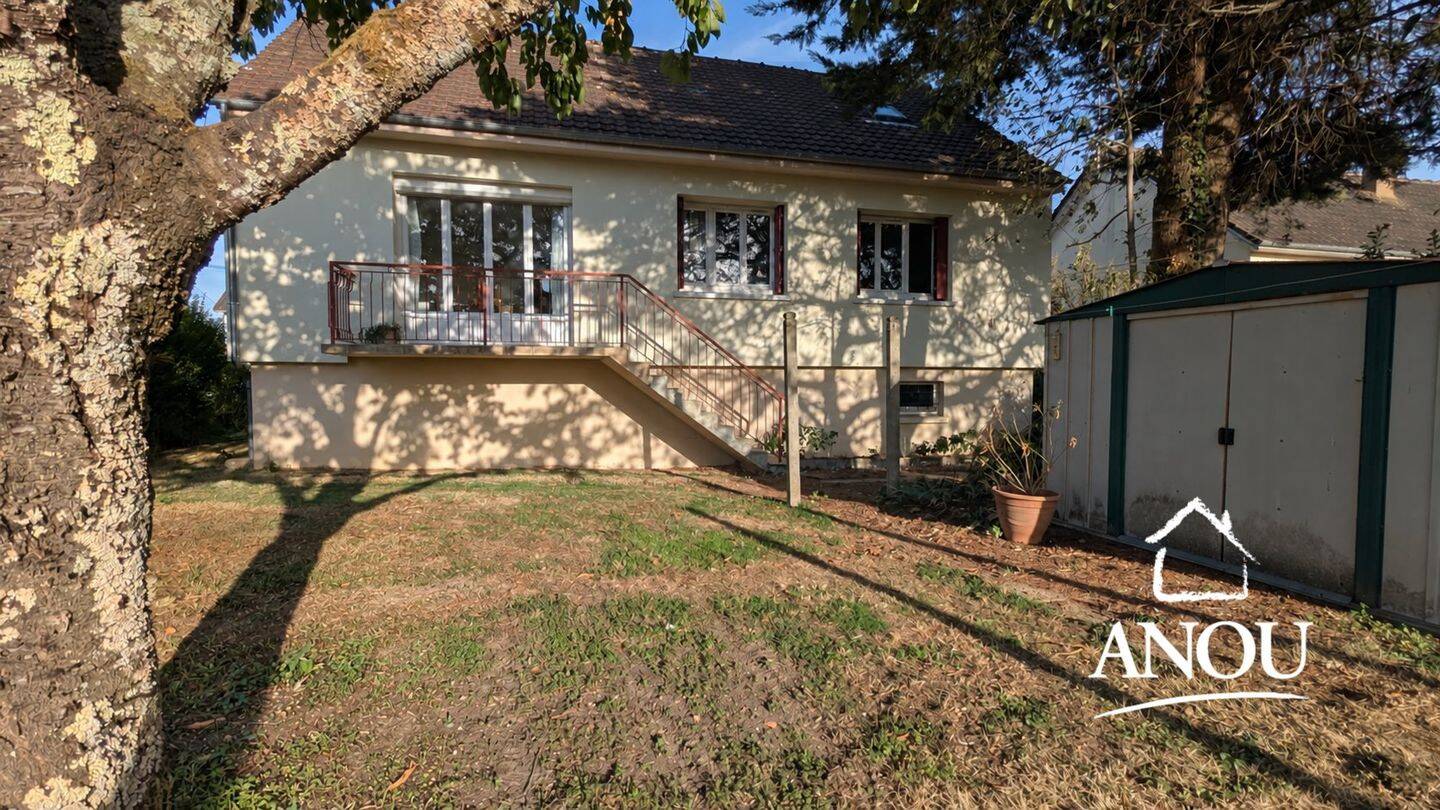 Maison 5 pièces 90 m² · à Yèvres · 90 m² · 115 300 €