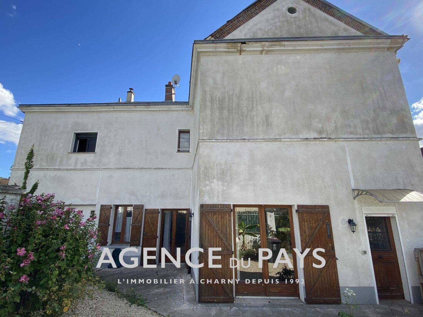 Maison 7 pièces 164 m² · à Charny Orée de Puisaye · 164 m² · 157 500 €